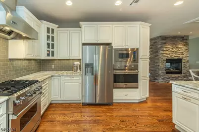 7 Dehart Ct, Wayne, NJ 07470 - Photo 7