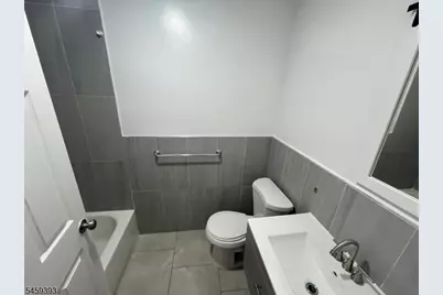 72-74 Saint Francis St, Newark, NJ 07105 - Photo 5