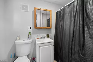 405 S Main St, Phillipsburg, NJ 08865 - Photo 9
