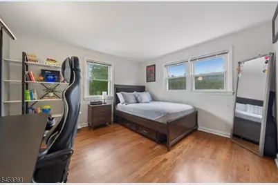 373 Saint Cloud Ave, West Orange Township, NJ 07052 - Photo 17