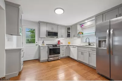 373 Saint Cloud Ave, West Orange Township, NJ 07052 - Photo 11