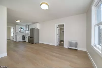 18 Fuller Pl, Irvington, NJ 07111 - Photo 23
