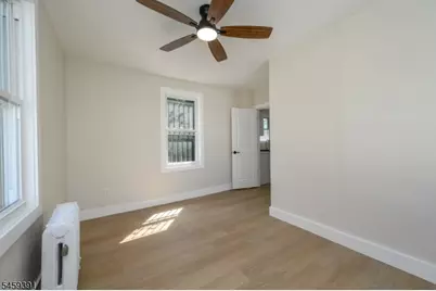 18 Fuller Pl, Irvington, NJ 07111 - Photo 31