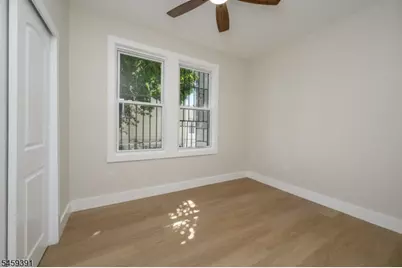 18 Fuller Pl, Irvington, NJ 07111 - Photo 11