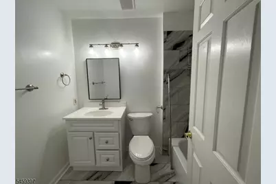 82 Boston St, Newark, NJ 07103 - Photo 5