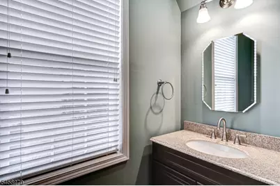 312 Wilshire Dr, Nutley, NJ 07110 - Photo 21
