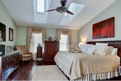 312 Wilshire Dr, Nutley, NJ 07110 - Photo 17
