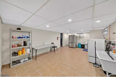 47 Albert Ave, Edison Twp., NJ 08837 - Photo 23