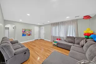 47 Albert Ave, Edison Twp., NJ 08837 - Photo 5