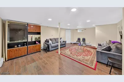 47 Albert Ave, Edison Twp., NJ 08837 - Photo 17