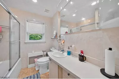 47 Albert Ave, Edison Twp., NJ 08837 - Photo 15