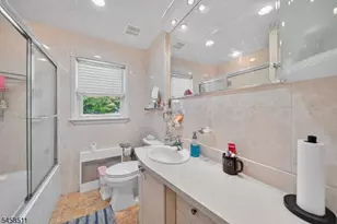 47 Albert Ave, Edison Twp., NJ 08837 - Photo 15