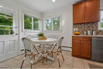 26 Hart Dr S, South Orange, NJ 07079 - Photo 11