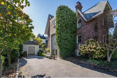 185 Valley Rd, Montclair, NJ 07042 - Photo 5