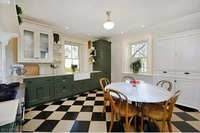 185 Valley Rd, Montclair, NJ 07042 - Photo 15