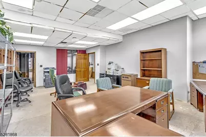 112 N Wood Ave, Linden, NJ 07036 - Photo 9