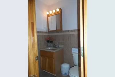 404-406 Chestnut St #30, Newark, NJ 07105 - Photo 11
