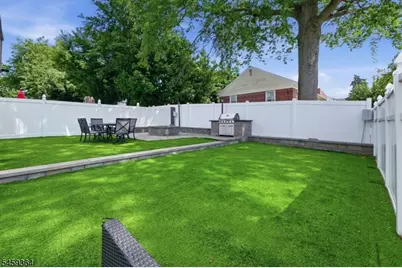 38 Center St, Belleville, NJ 07109 - Photo 37
