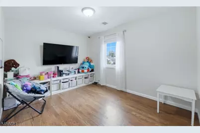 38 Center St, Belleville, NJ 07109 - Photo 27