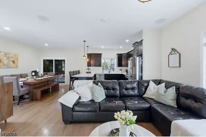 38 Center St, Belleville, NJ 07109 - Photo 15