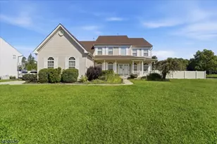 42 Margaret Dr, Franklin Township, NJ 08873 - Photo 1