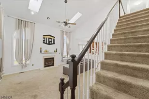 42 Margaret Dr, Franklin Township, NJ 08873 - Photo 21