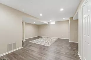 42 Margaret Dr, Franklin Township, NJ 08873 - Photo 37