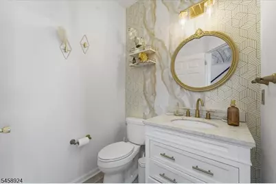 42 Margaret Dr, Franklin Township, NJ 08873 - Photo 11