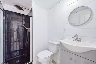 65 Sherwood Park, Washington Township, NJ 07853 - Photo 9