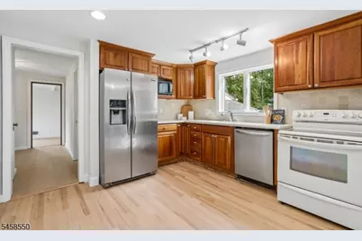 20 Pine St, Bernards Township, NJ 07920 - Photo 15