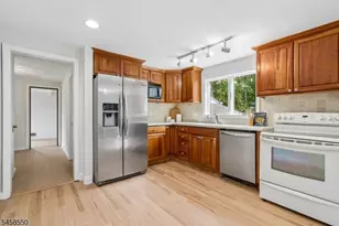 20 Pine St, Bernards Township, NJ 07920 - Photo 15