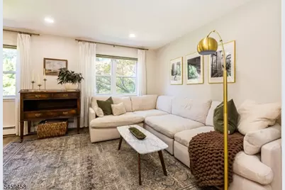 7 Van Vleck Street Unit #1, Montclair, NJ 07042 - Photo 9