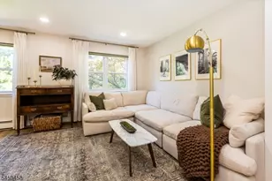 7 Van Vleck Street Unit, Montclair, NJ 07042 - Photo 9