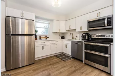 7 Van Vleck Street Unit #1, Montclair, NJ 07042 - Photo 15