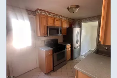 18 Hillcrest Dr, Wayne, NJ 07470 - Photo 17