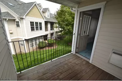4 Collura Ln, Clifton, NJ 07012 - Photo 25