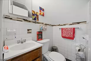 70 4th St, Elizabeth, NJ 07206 - Photo 33