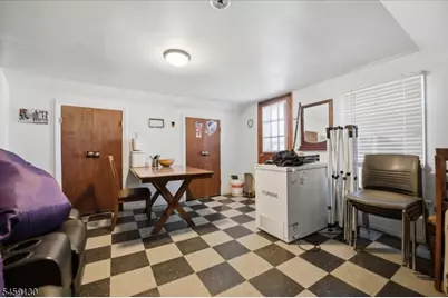 70 4th St, Elizabeth, NJ 07206 - Photo 37