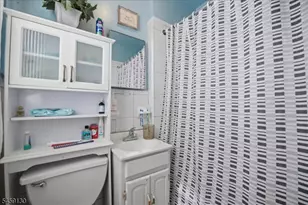 70 4th St, Elizabeth, NJ 07206 - Photo 25