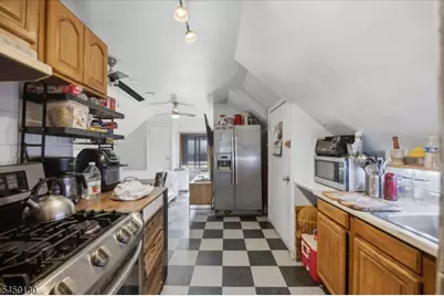 70 4th St, Elizabeth, NJ 07206 - Photo 35