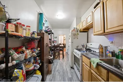 70 4th St, Elizabeth, NJ 07206 - Photo 5