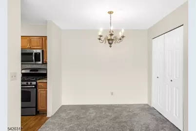 114 Henley Dr #114, Franklin Township, NJ 08873 - Photo 9