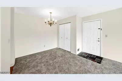 114 Henley Dr #114, Franklin Township, NJ 08873 - Photo 5