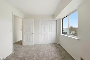 114 Henley Dr, Franklin Township, NJ 08873 - Photo 21
