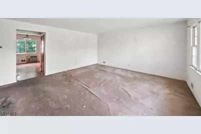 109 W Hanover Ave, Morris Plains, NJ 07950 - Photo 11
