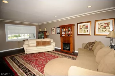389 Meisel Ave, Springfield Twp., NJ 07081 - Photo 5