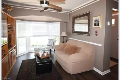 389 Meisel Ave, Springfield Twp., NJ 07081 - Photo 7