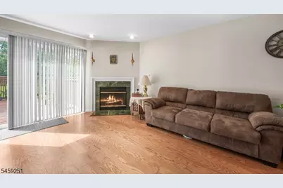 75 Castleton Rd, Montgomery Township, NJ 08540 - Photo 7