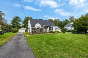 81 Hopewell Pennington Rd, Hopewell Township, NJ 08525 - Photo 1