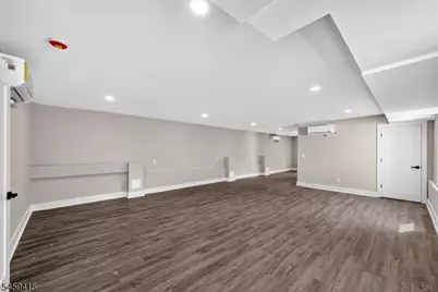 60 Oak Ave, Irvington, NJ 07111 - Photo 35